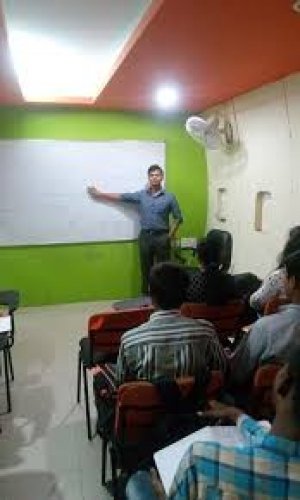 24x7 An English Language School-English Speaking Classes in Lucknow